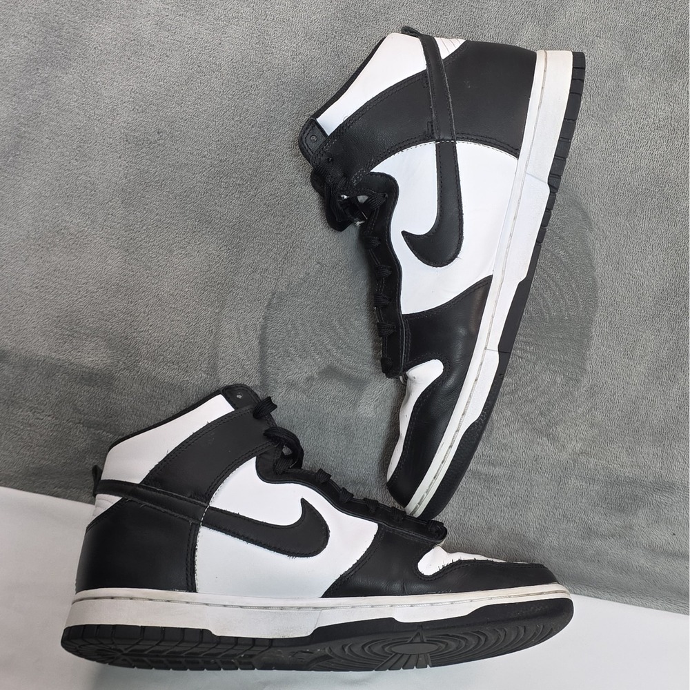 Size 10.5 - Nike Dunk High Black White